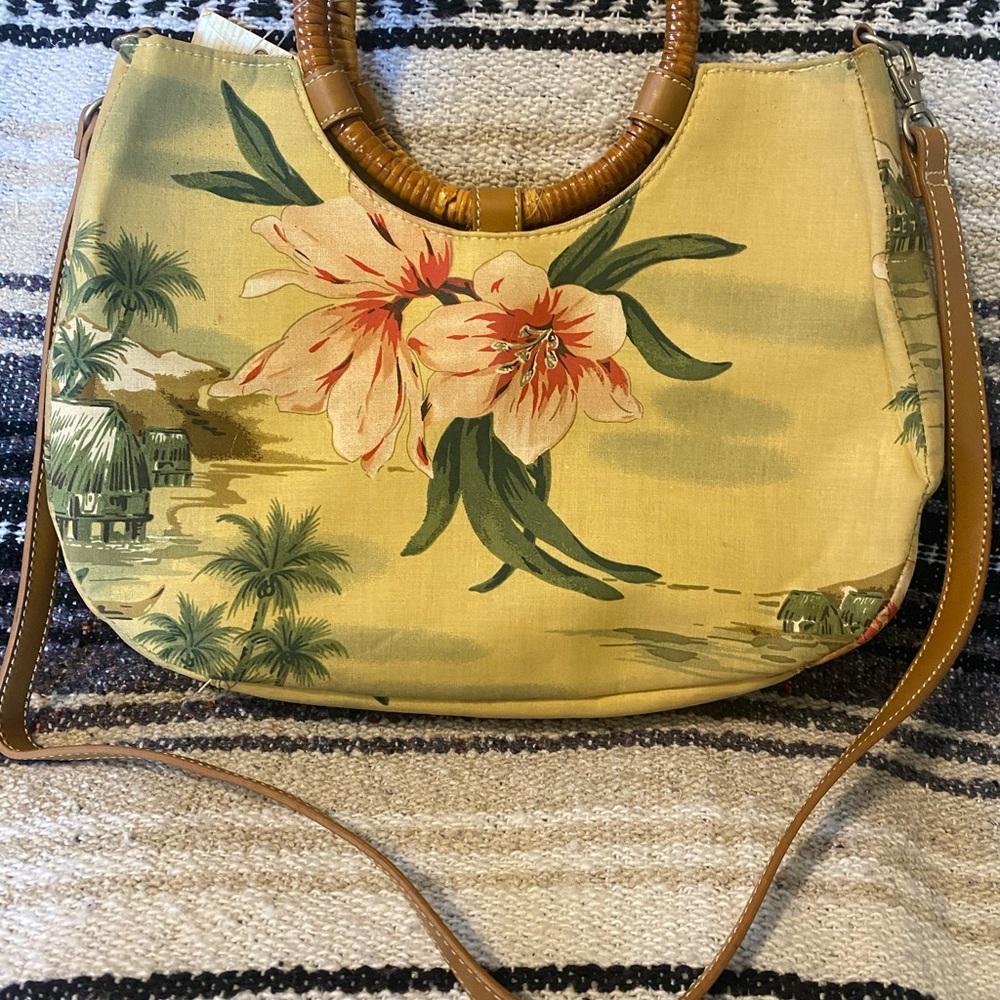 Fossil Hawaiian print purse